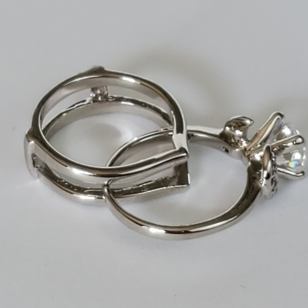 Silver Plated Wedding Band Ring Set Size 5 Cubic Zirconia 1.5 CWT * - Picture 3 of 10